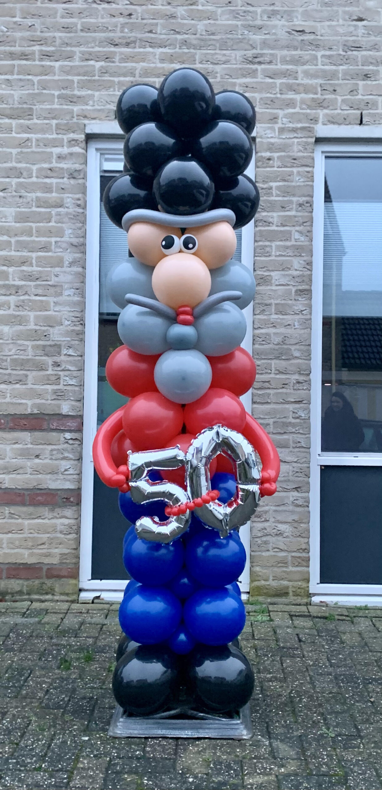 Ballonnenpilaar Abraham